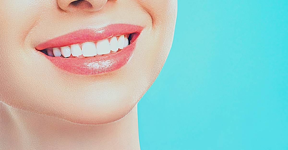 Is Hydrogen Peroxide Good For Teeth And Gums? Pros & Cons!