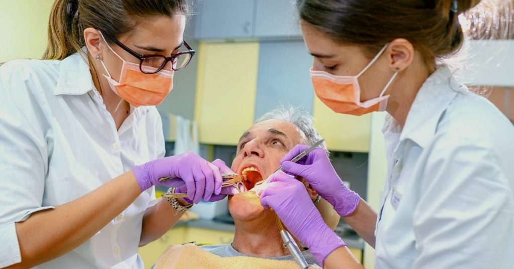 dentist visit for canker sore