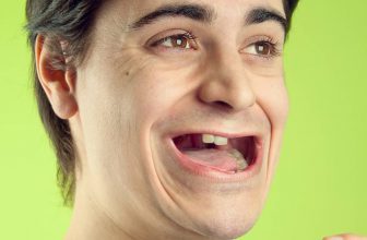 7 Main Causes Why Your Teeth Are Falling Out & What You Need To Do To Treat It!